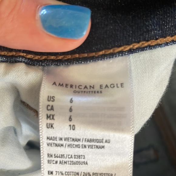 American Eagle jean shorts - Picture 3 of 4
